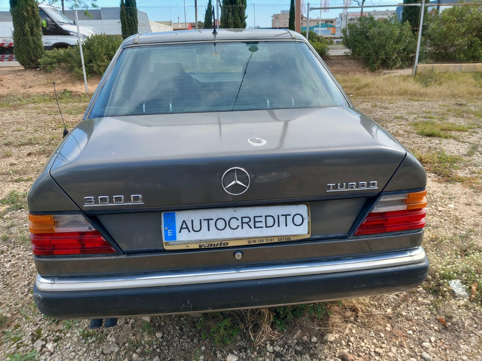 MERCEDES 300 D TURBO