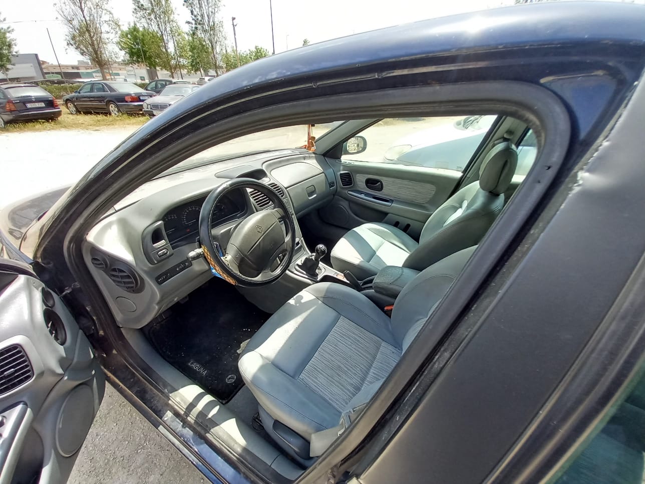 RENAULT LAGUNA DIESEL